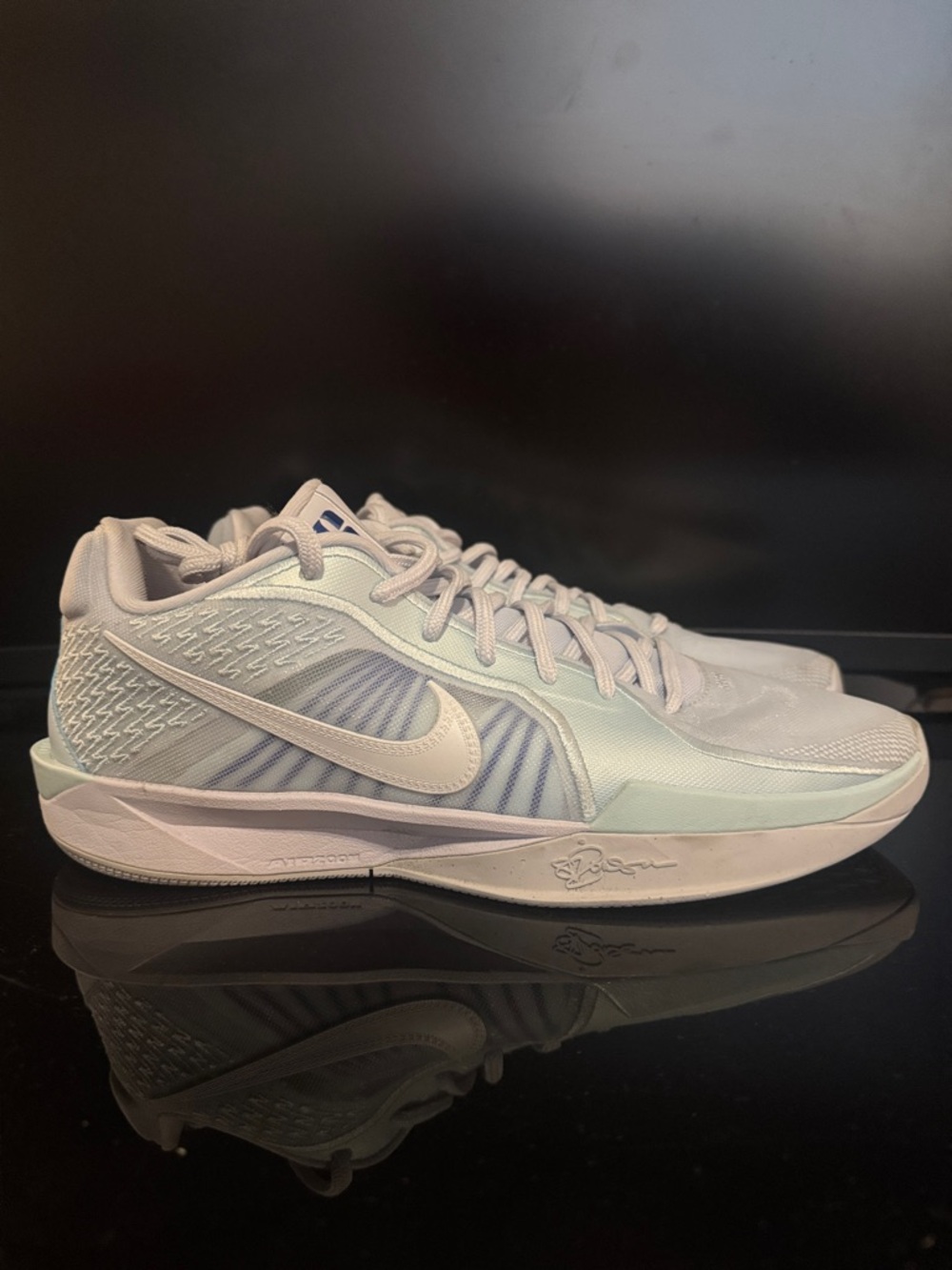 Nike Sabrina 2 - Picture 3 of 5